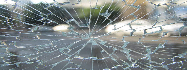 Glass Balustrades cracked 